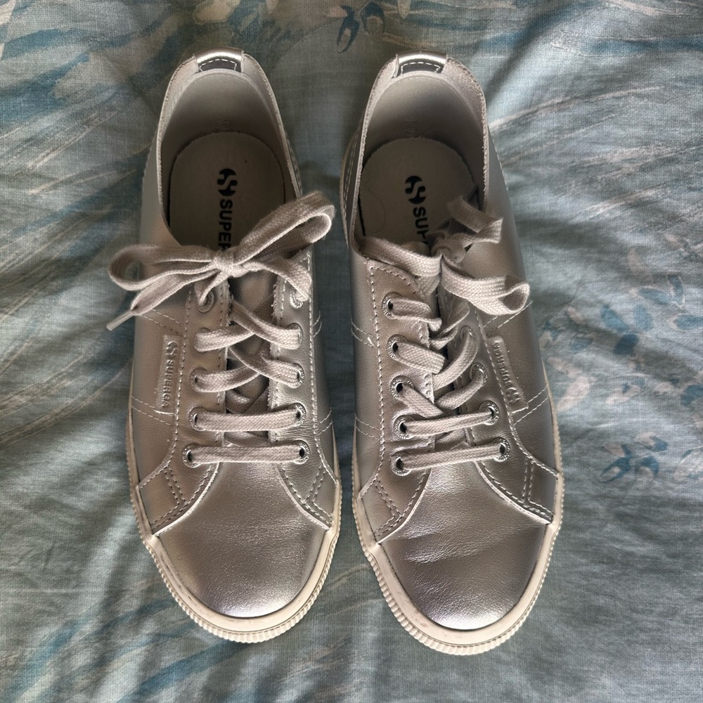 Superga sneakers || metallic || SZ 7